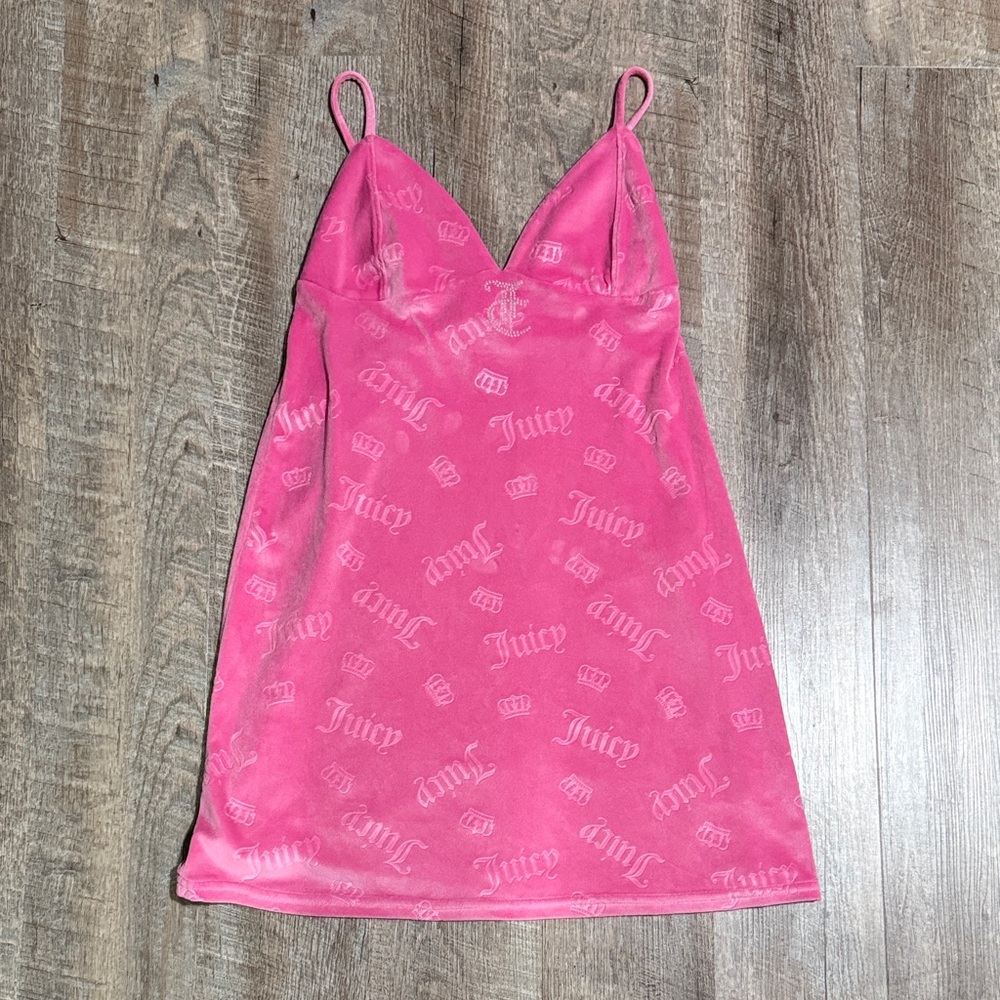 Juicy Couture Vibrant Pink Chemise sleeping gown